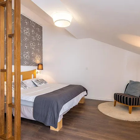 Mit Privatpool, Whirlpool, 350 Meter Zum Ferienhaus *